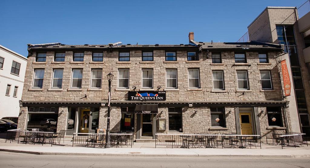 The Queen'S Inn Kingston Exterior photo